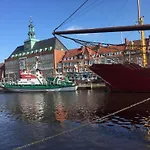 Zum Alten Burgsitz *